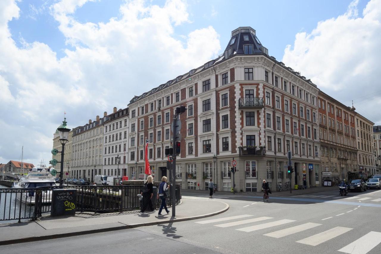 Gorgeuos Three-bedroom Apartment in Historical Copenhagen Copenhaga Exterior foto