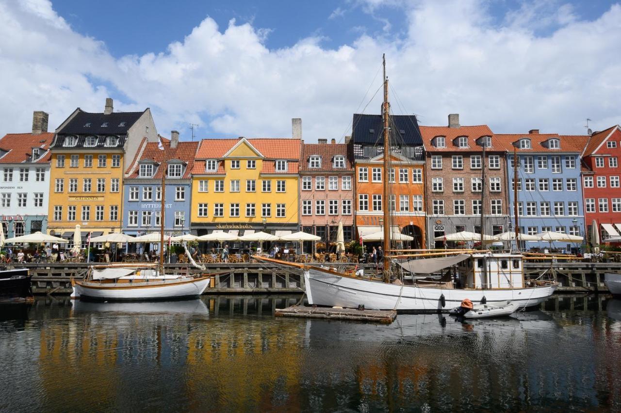 Gorgeuos Three-bedroom Apartment in Historical Copenhagen Copenhaga Exterior foto