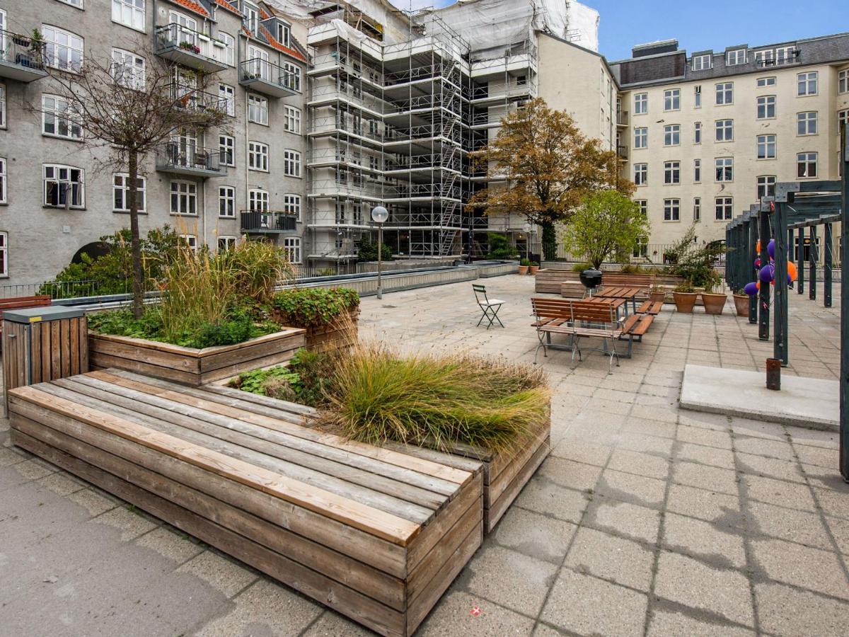 Gorgeuos Three-bedroom Apartment in Historical Copenhagen Copenhaga Exterior foto