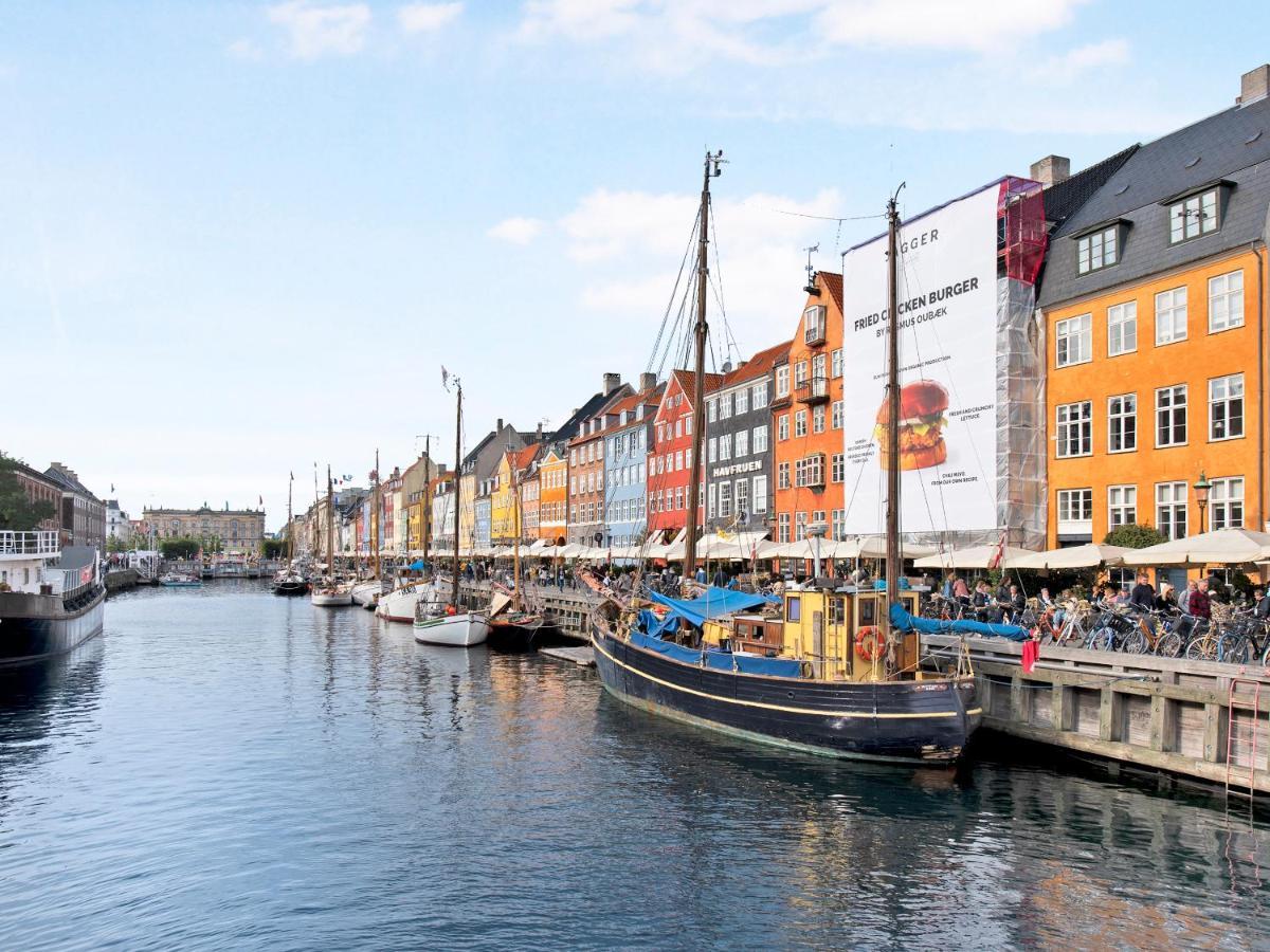 Gorgeuos Three-bedroom Apartment in Historical Copenhagen Copenhaga Exterior foto