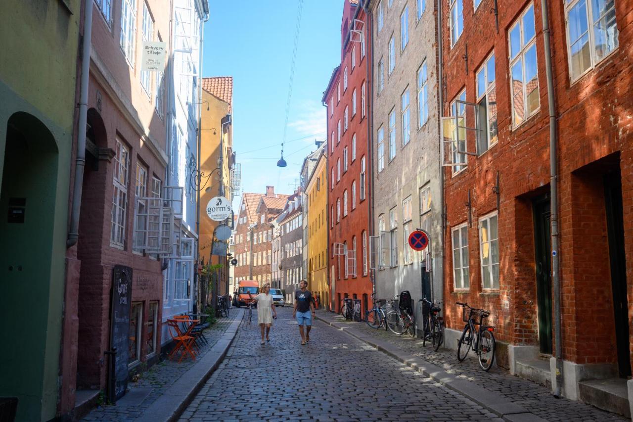 Gorgeuos Three-bedroom Apartment in Historical Copenhagen Copenhaga Exterior foto