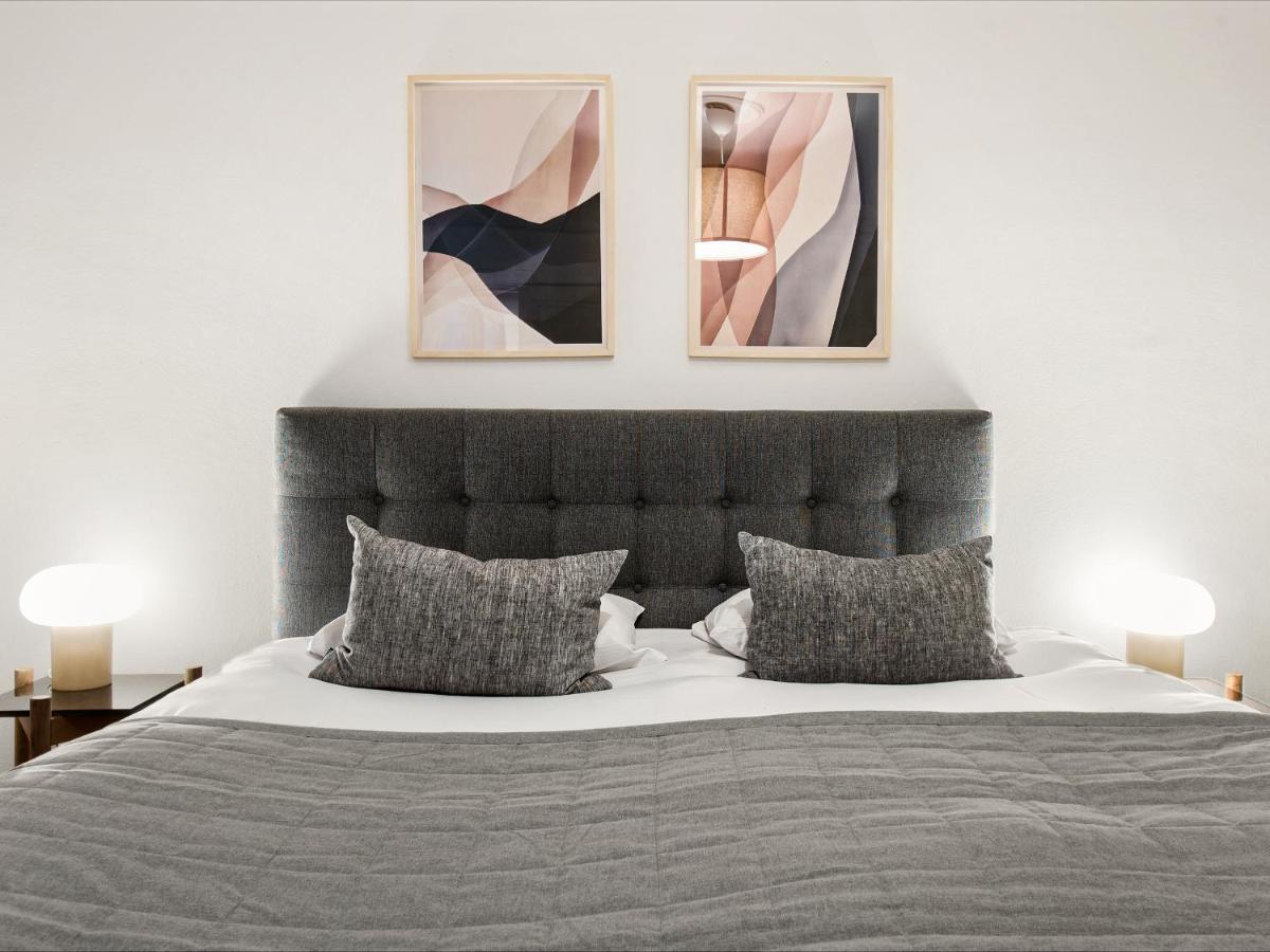 Gorgeuos Three-bedroom Apartment in Historical Copenhagen Copenhaga Exterior foto