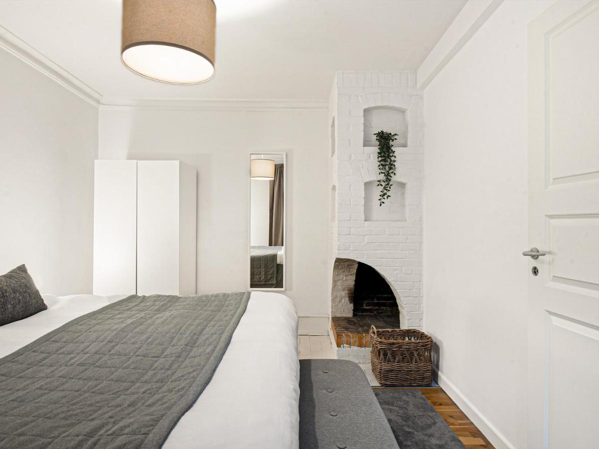 Gorgeuos Three-bedroom Apartment in Historical Copenhagen Copenhaga Exterior foto